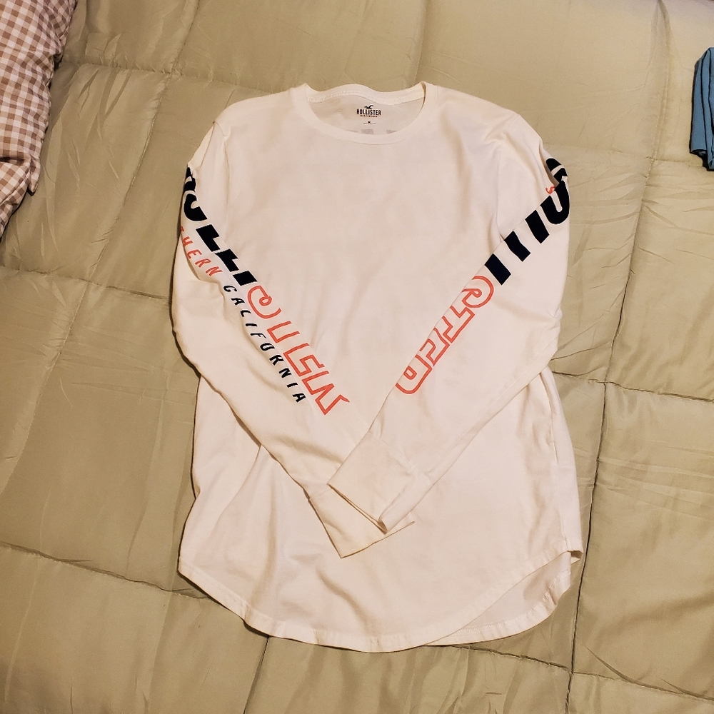 Hollister Long Sleeve Men's M Tee